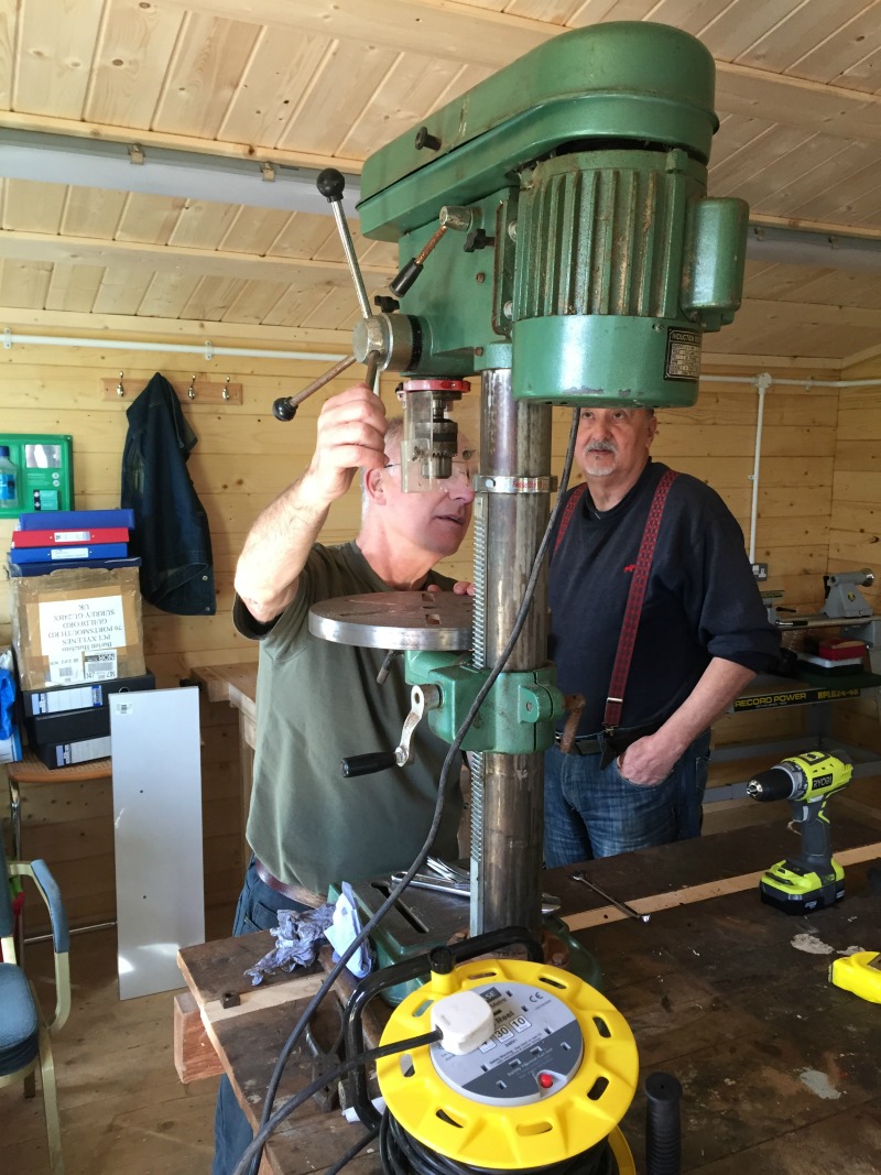 Mens shed machine inside